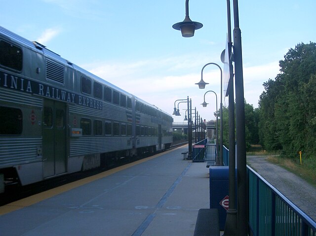 A VRE train at Franconia-Springfield station in July