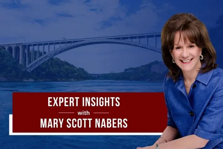 Mary Scott Nabers before a bridge for her weekly public market insight.