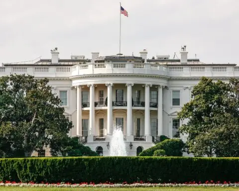 The front of the White House in Washington D.C.