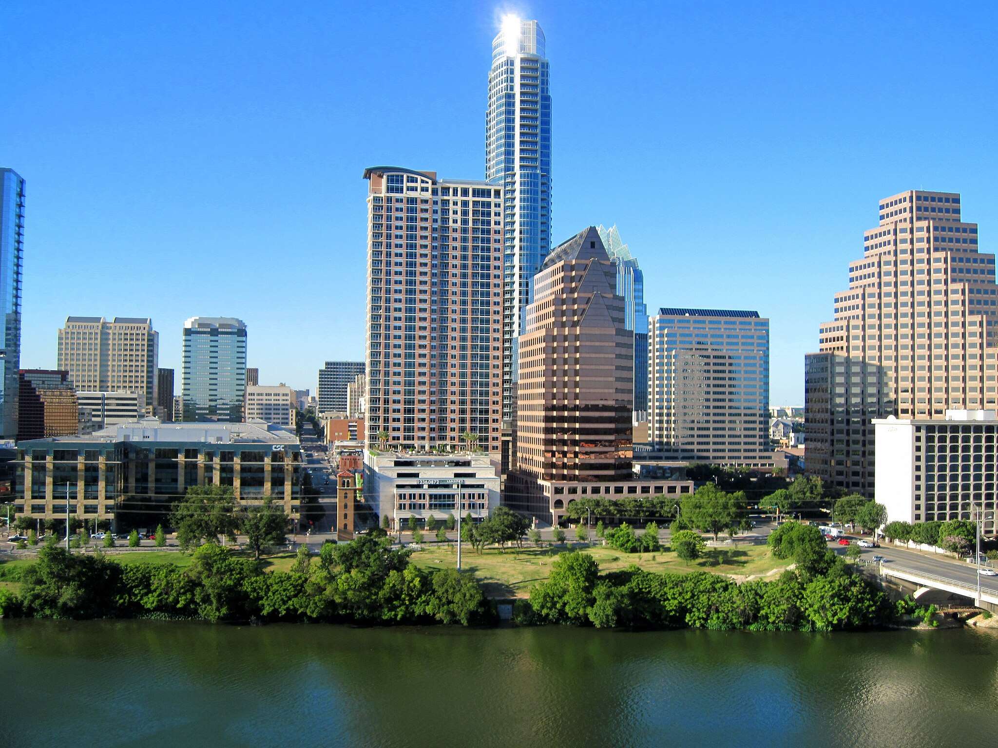 A view of the Austin skyline and Lady Bird Lake from the south.