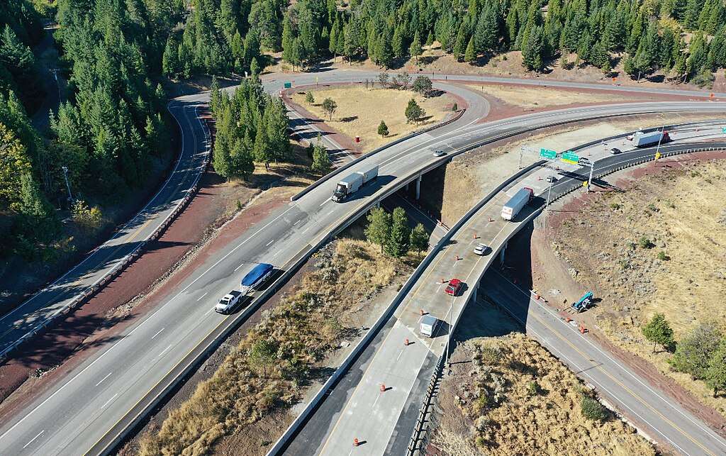 A view of the Interstate 5 bridge in Oregon.