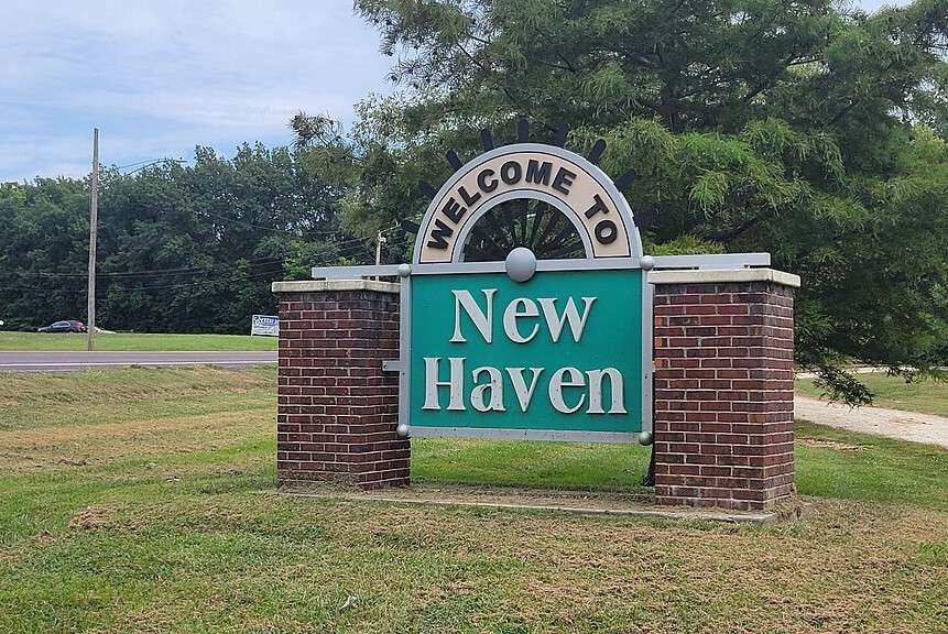 The Welcome to New Haven sign in Connecticut.