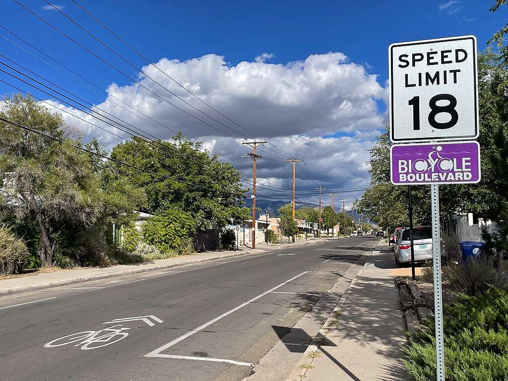 A speed limit sign along Bicycle Boulevard in Albuquerque, New Mexico.