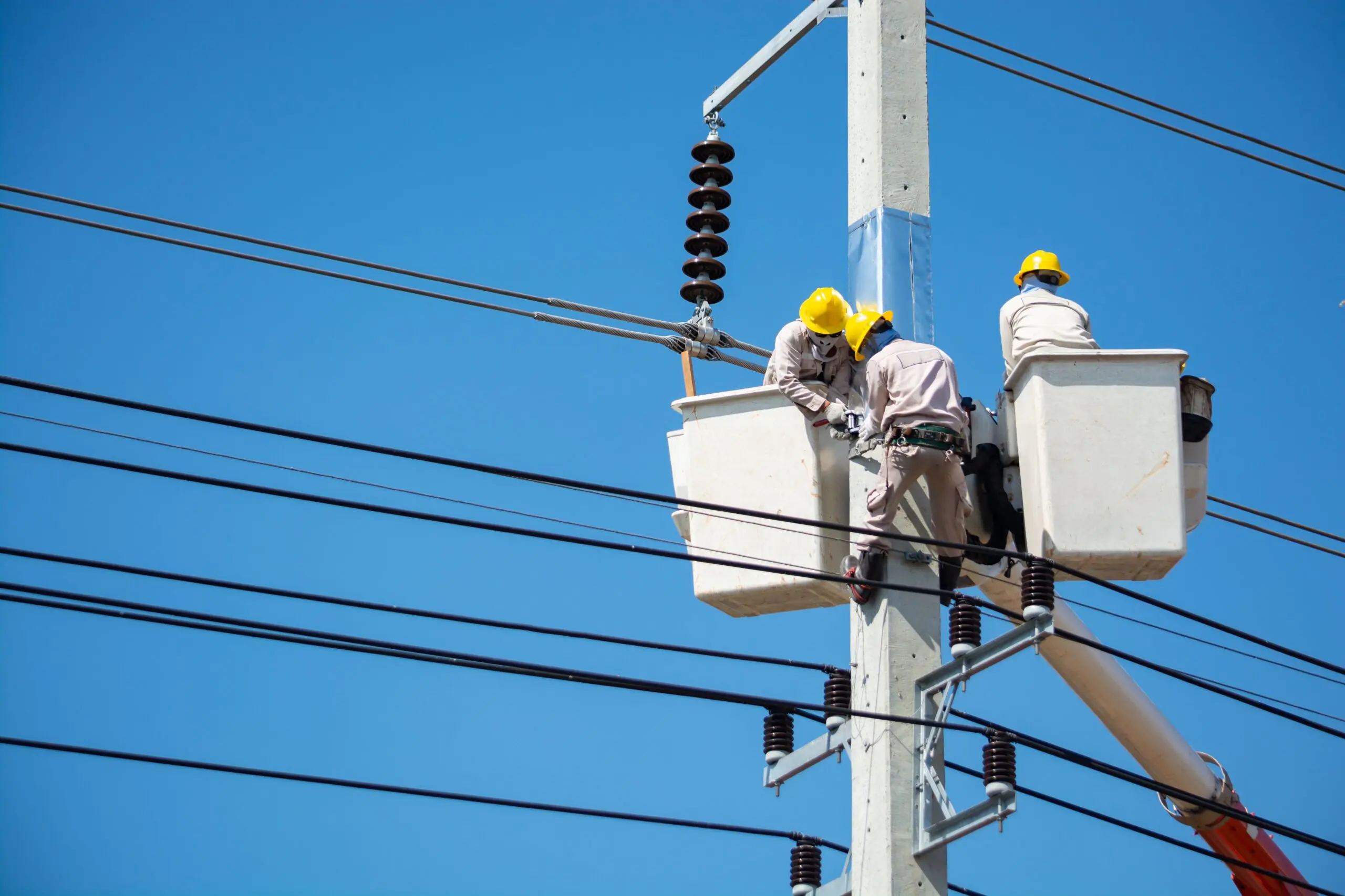 Electric linemen