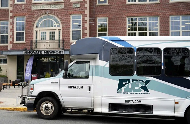 RIPTA bus